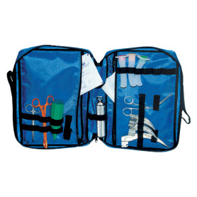 Intubation kit with 3 laryngoscope blades